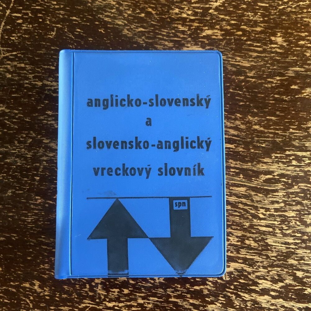 1972 English Slovak Slovak English Pocket Dictionary Vintage Vinyl Softcover